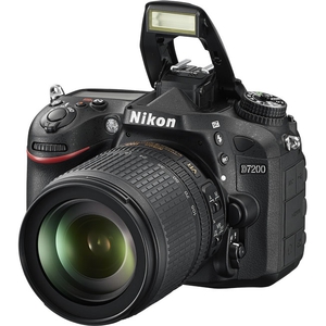 Цифровой фотоаппарат Nikon D7200 Kit 18-105 черный